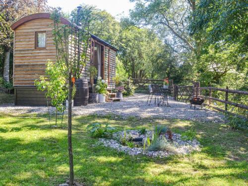 Llangadog Casa | Herdwick Hut Mountain Retreat