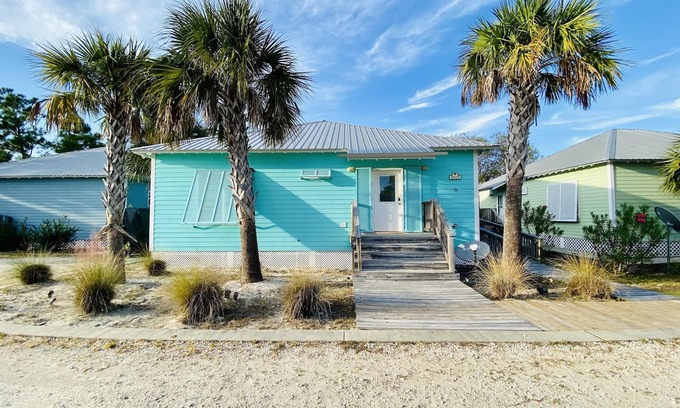 Fort Morgan Cabaña | Here Comes the Sun at The Rookery III, Pet Friendly!