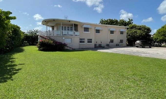 Oistins Casa | Here is where the sun, fun and relaxation begins