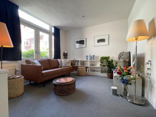 Burgwallen Nieuwe Zijde Apartamento | Here's Lucy