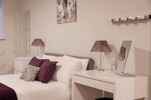 Hereford Apartamento | Hereford City Centre - Apartment 2, Isabella House - Modern Apartment In The Heart of The City - Sleeps 2 Guests - Hosted by RENTMYHOUSE
