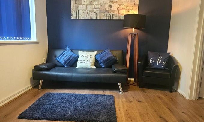 Derby Casa | Hereford House - Welcome Short Stays