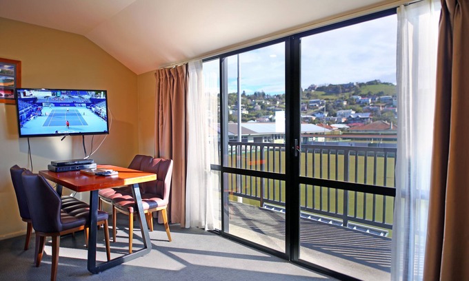 Oamaru Hotel | Heritage Court Lodge