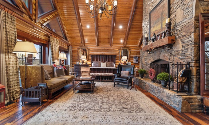 Versailles Cabina | Heritage Lodge - New!