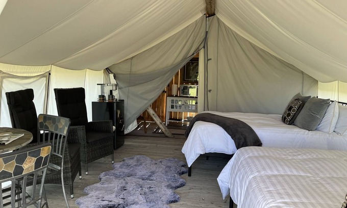 Bozeman Cabina | Heritage Ranch 'Big Sky' Glamping Tent (11)