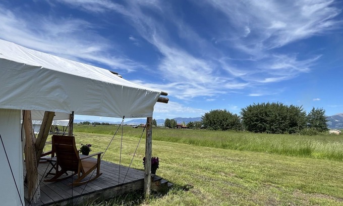 Bozeman Cabina | Heritage Ranch 'Jefferson' Glamping Tent (9)