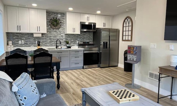 Idaho Falls Apartamento | Heritage Suites 1998 #4- Peaceful 1 bedroom 1 bath Suite
