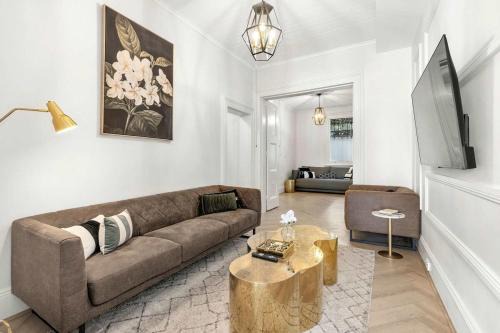 Pyrmont Apartamento | Heritage Townhouse with Private Parking
