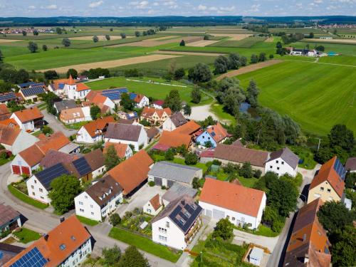 Wechingen Apartamento | Hermann Ferienwohnung