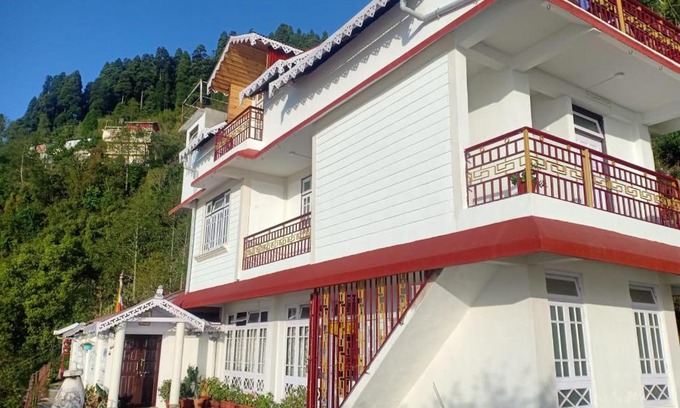 Darjeeling Casa | Hermit Retreat