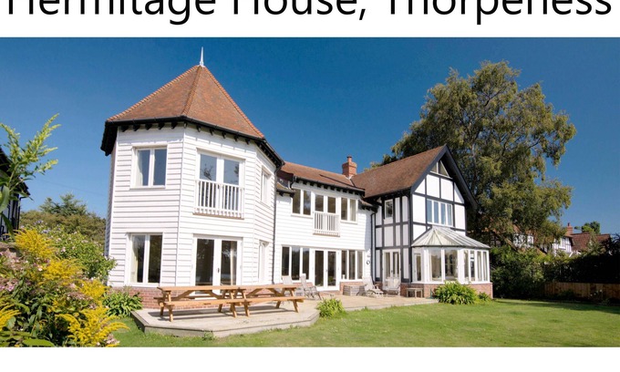 Thorpeness Apartamento | Una de las casas más impresionantes del Meare con un embarcadero privado