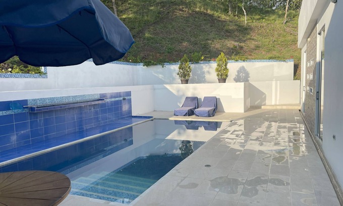 Melgar Cabaña | Hermosa casa vacacional para compartir en familia o con tus amigos. Súper seguro