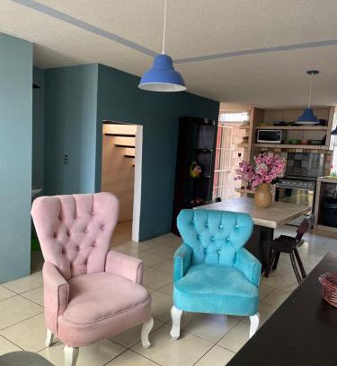 San Juan del Río Casa | Hermosa casa con dos habitaciones y dos baños