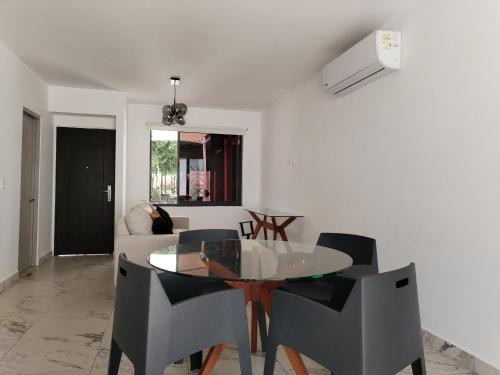 Playa del Carmen Casa | Hermosa Casa en Residencial Bali