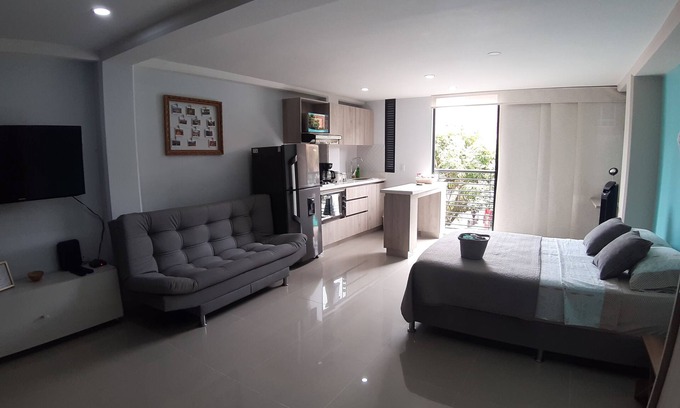 Bello Apartamento | Hermoso Apartaestudio a 3 cuadras de la Estación Metro