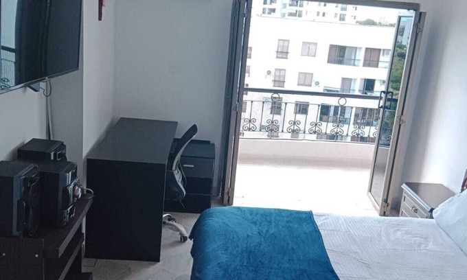 Neiva Apartamento | Hermoso apartamento amplio 140 mts2 con Terraza y Balcones. Parqueadero privado