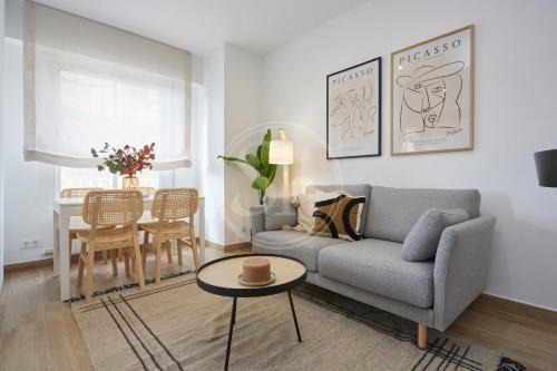 El Camp de l'Arpa del Clot Apartamento | Hermoso apartamento junto a la Sagrada Familia