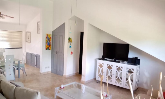 La Estancia Apartamento | Hermoso apartamento vacacional con piscina