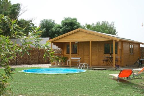 Carmona Casa | Hermoso Bungalow de madera