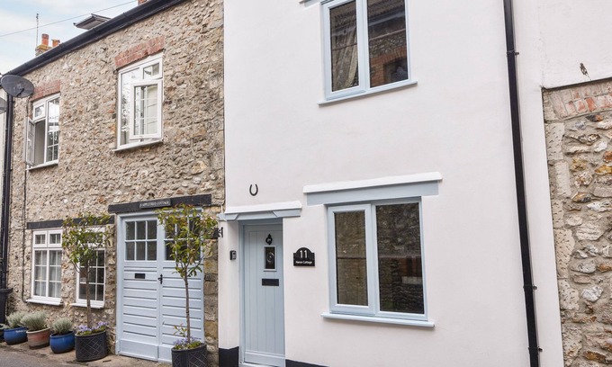 Colyton Cabaña | HERON COTTAGE, pet friendly, character holiday cottage in Colyton