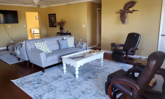 Eustis Casa | Heron House Lake Views, Renovated, 2 outdoor areas, Grill, Very quiet/private
