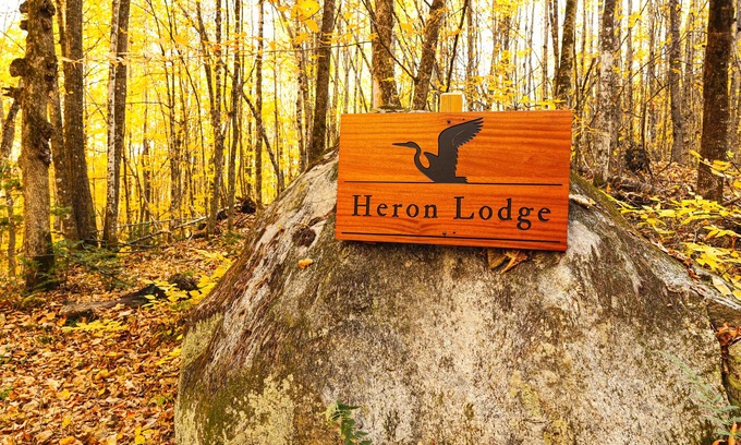 North Frontenac Casa | Heron Lodge | Lakefront + Hot Tub + Theater Room