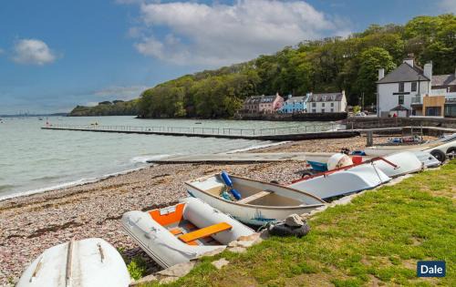 St Ishmaels Casa | Herondale