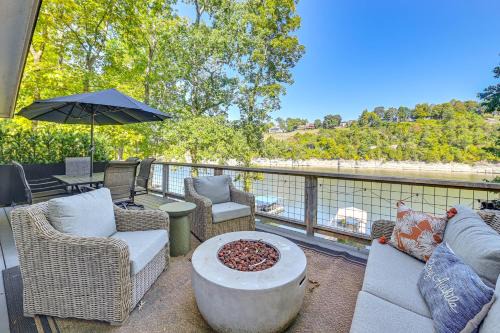 Lancaster Casa | Herrington Lake Retreat with Dock, 1 Mi to Marina!