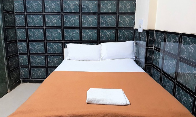 Sakinaka Hotel | Hexa Metro Plaza