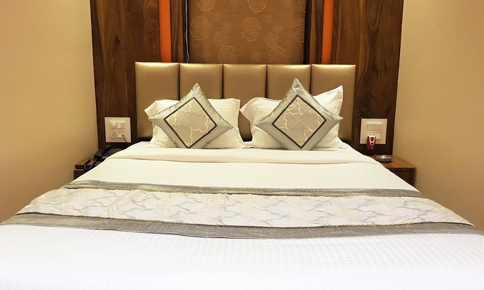 Sakinaka Casa | Hexa Nest