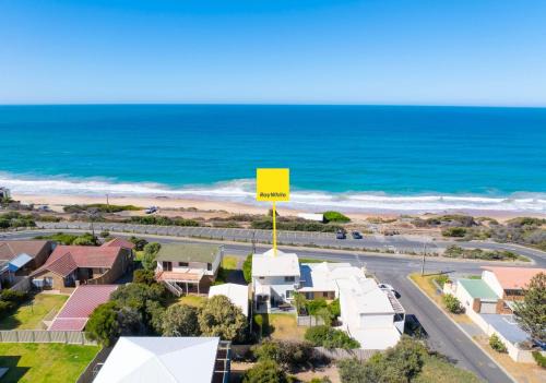 Port Elliot Casa | Hey Boomer - 2-8 Railway Tce, Port Elliot