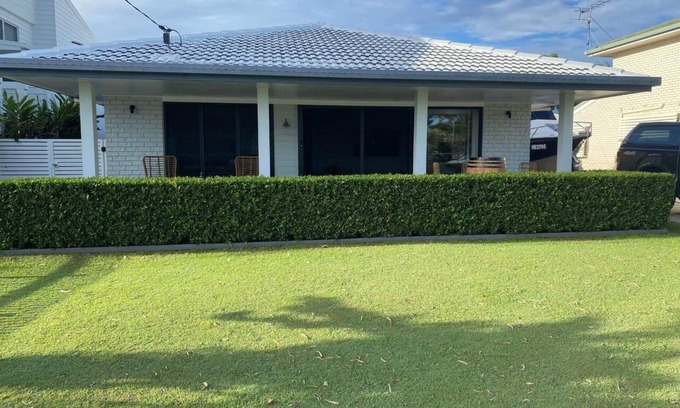 Golden Beach Casa | Hey's Landing Golden Beach