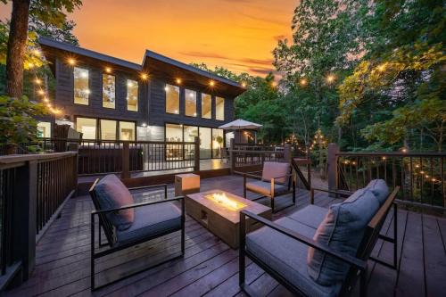 Broken Bow Casa | HGTV Cabin- 2 Private Acres -Patio Oasis Dogs OK