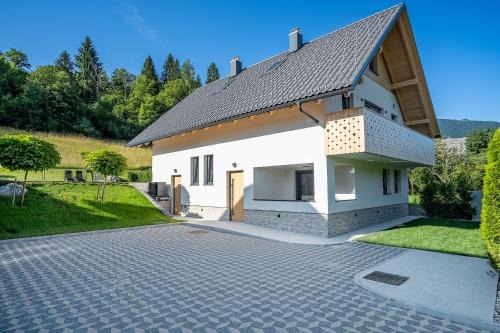 Bohinjska Bistrica Apartamento | Hiša PolajnArh