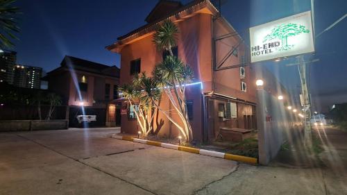 Tha Thaewawong Complejo | Hi End Hotel Sriracha