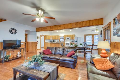 Hiawassee Casa | Hiawassee Vacation Rental with Grill about 9 Mi to Lake!