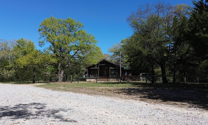 Quinlan Casa | Hickory House on Lake Tawakoni