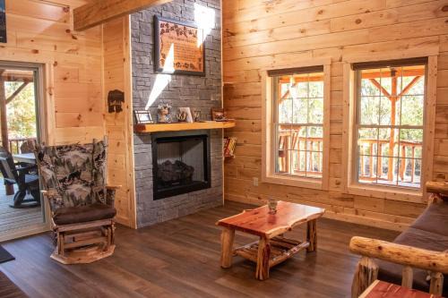 Elizaville Casa | Hickory Ridge Cabin+Fire pit