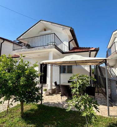Bregvija Apartamento | Hida Ile apartments
