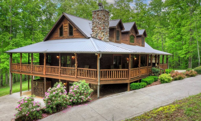 Blanche Manor Ranch Cabina | Disfrute de la tranquilidad y el aislamiento de esta hermosa cabaña.