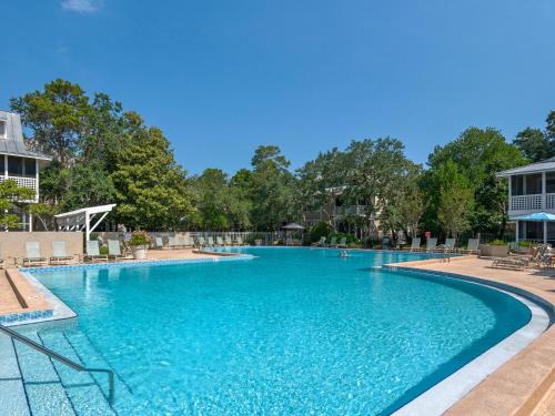Miramar Beach Apartamento | Hidden Dunes Cottage 195 by Newman-Dailey