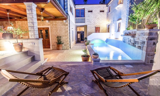 Sumartin Villa | Una villa única en Dalmacia, hasta 7 personas.