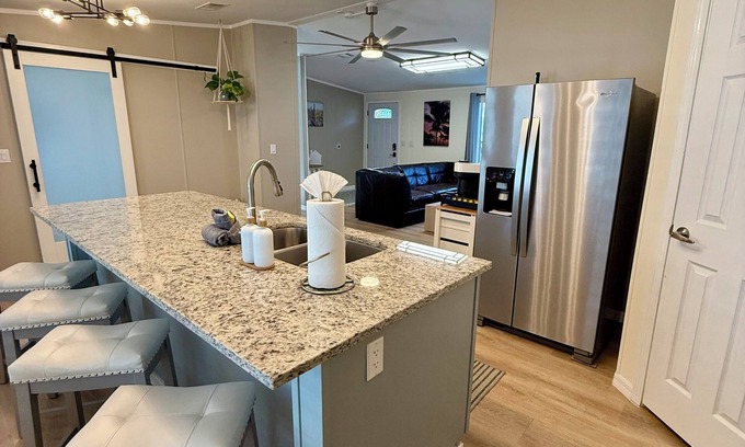 Stuart Casa | Hidden gem in the heart of Port Salerno, Florida