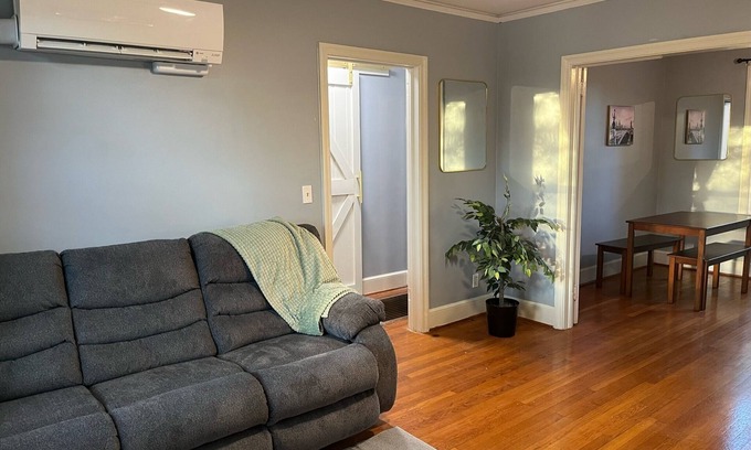 Columbia Casa | Hidden Oasis of West Columbia