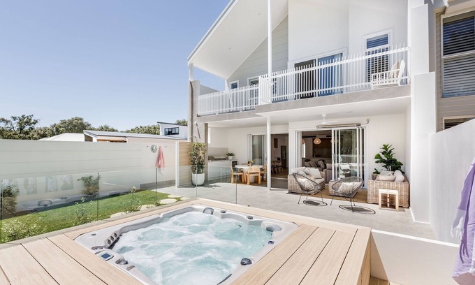 Marybrook Casa | Hidden Ocean - Luxury Beachfront Retreat