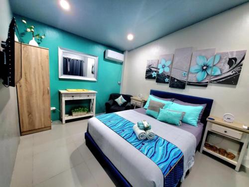 San Juan Casa | Hidden Palms Inn Deluxe Room