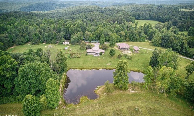 Wilder Alquiler De RV | Hidden Paradise Farms – 4 Cabins & RV Sleeps 19 Perfect for Large Groups