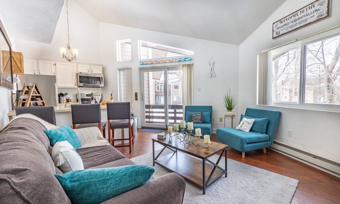 Hidden Valley Condominio | Hidden Valley -1BR/Loft/Tennis/Pickleball/Golf/Hike/Ski