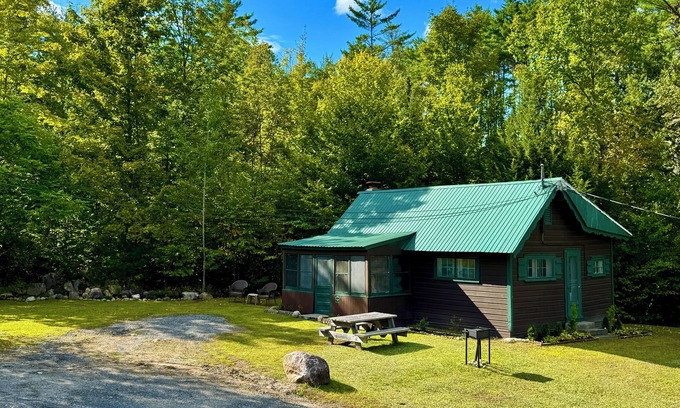 Chestertown Casa | Hide-A-Way Cabin, Pool & AC, Authetic Adirondack Cabin Steps from Loon Lake