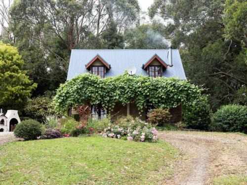 Apollo Bay Casa | Hideaway Cottage - Secluded Retreat - Pet Friendly